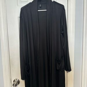 32 Degrees L/XL Long Black Open Shirt NWOT